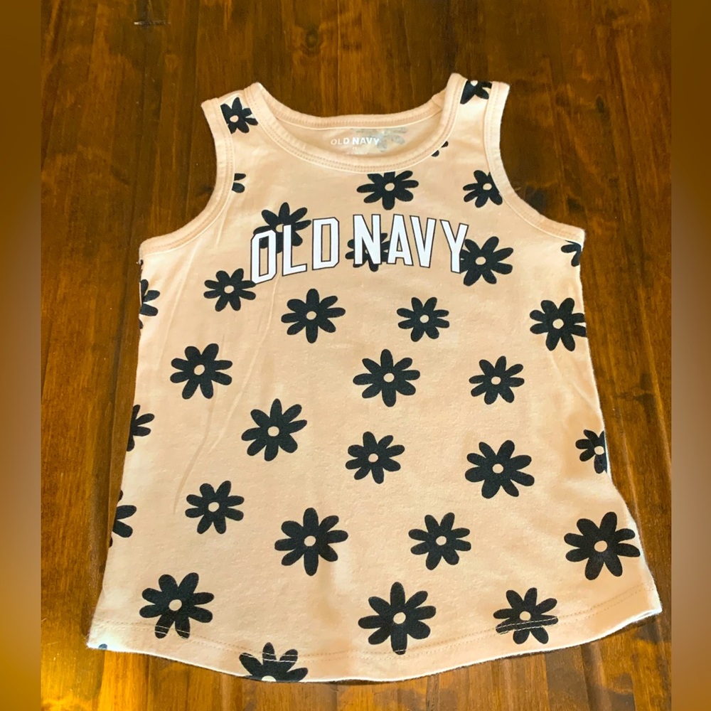 ⚓️Old Navy Toddler Tank Size 4T 🖤